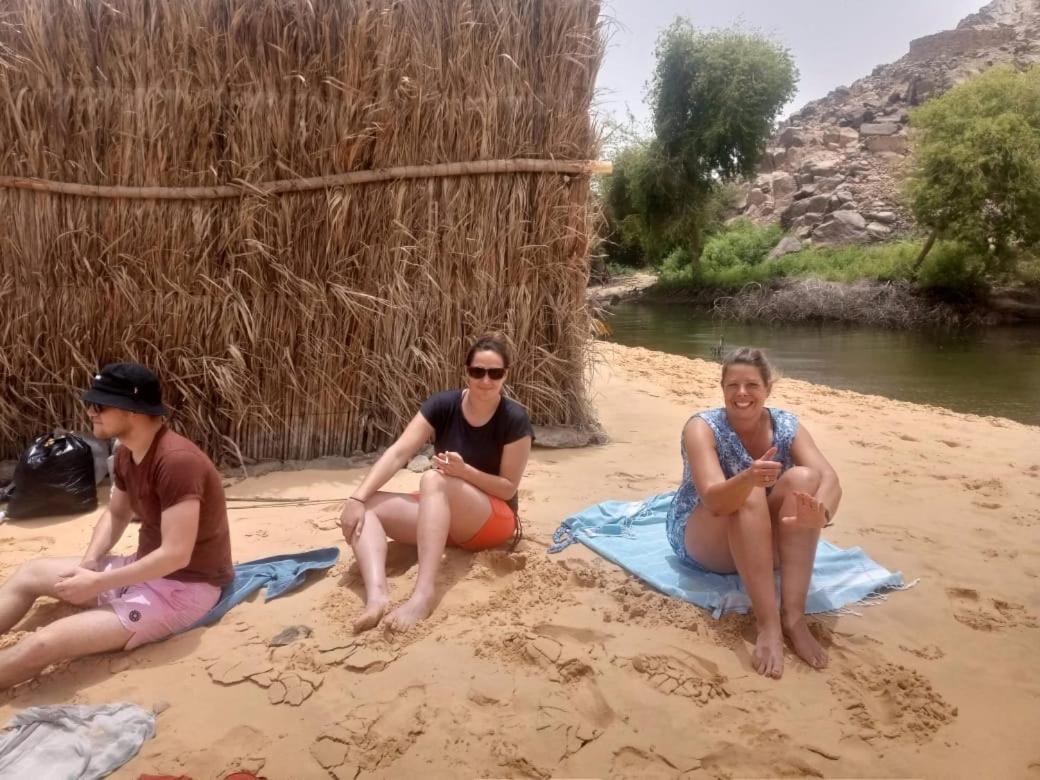 Go Inn Backpackers Assuan Esterno foto