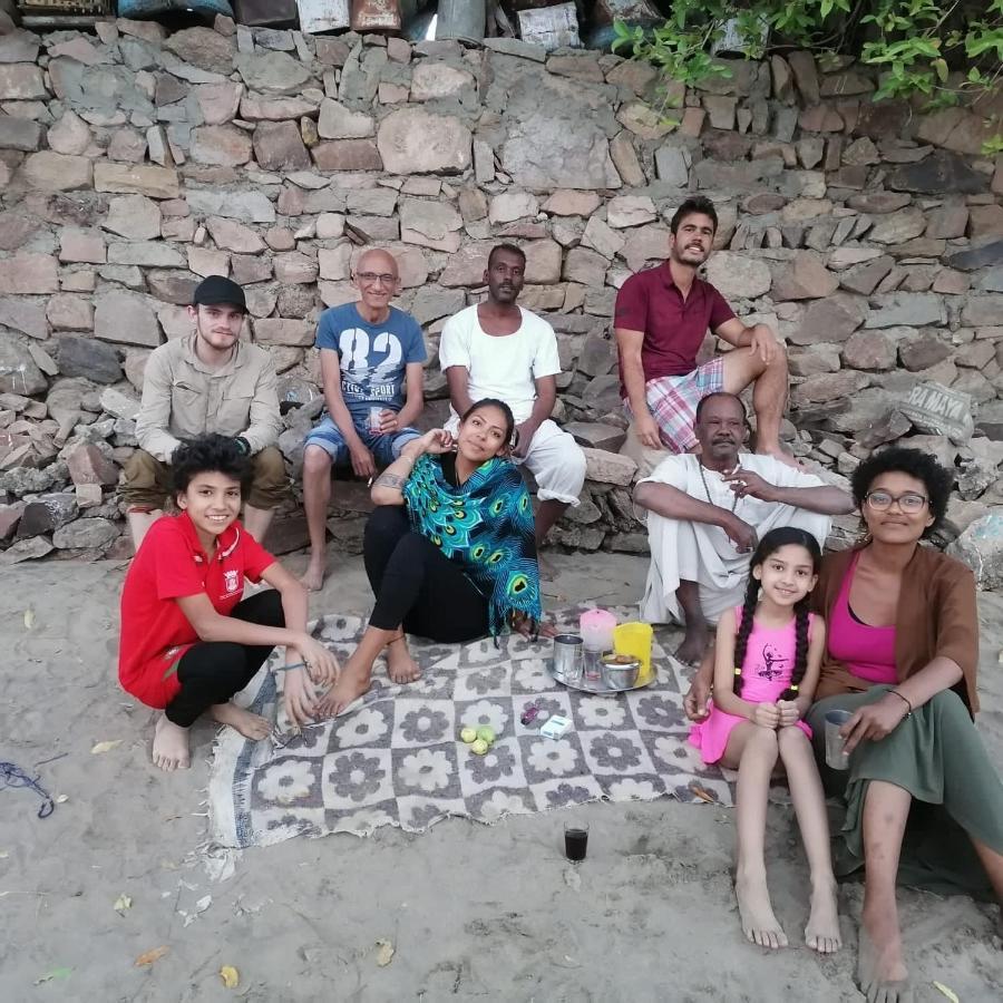 Go Inn Backpackers Assuan Esterno foto