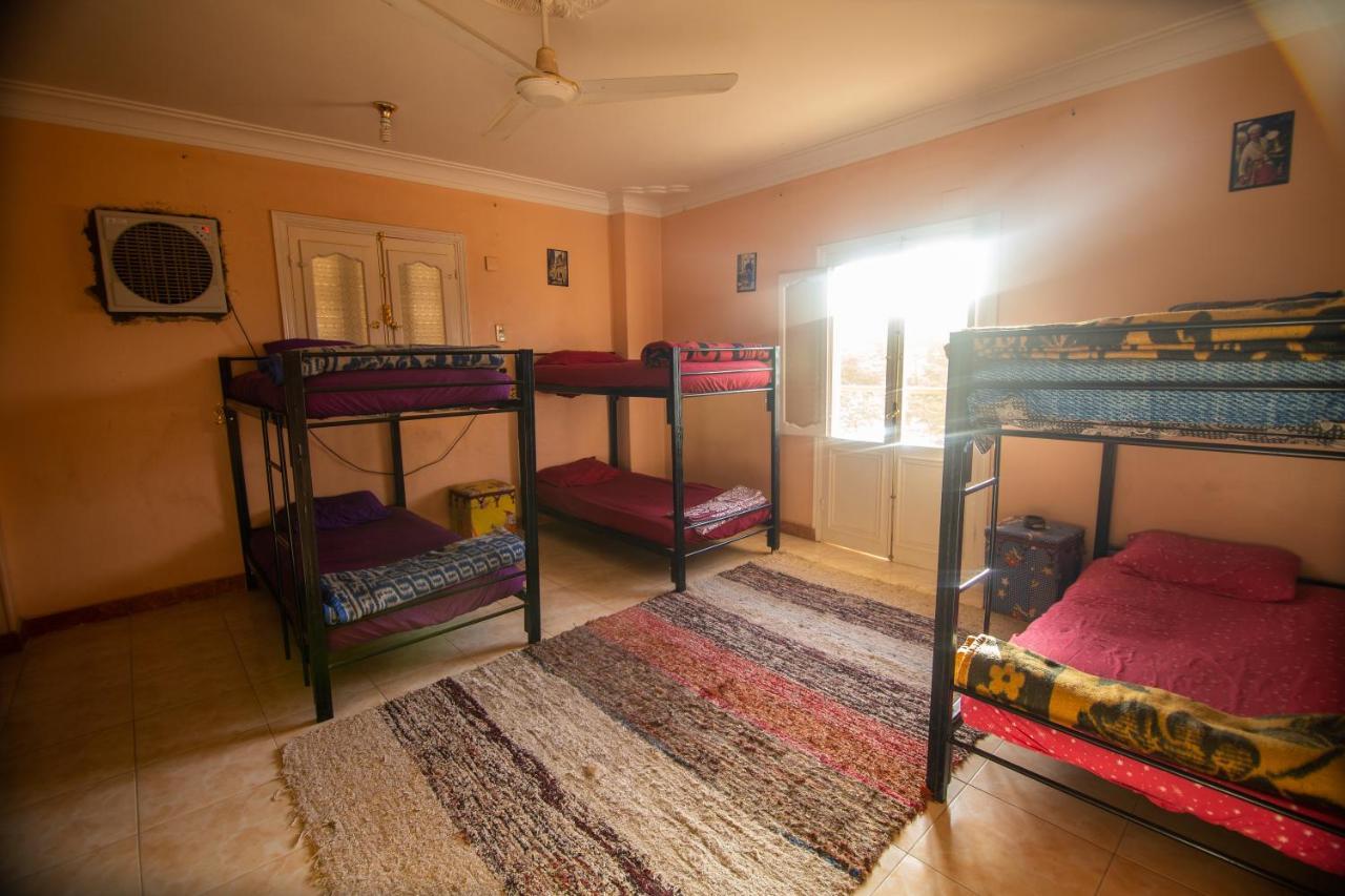 Go Inn Backpackers Assuan Esterno foto