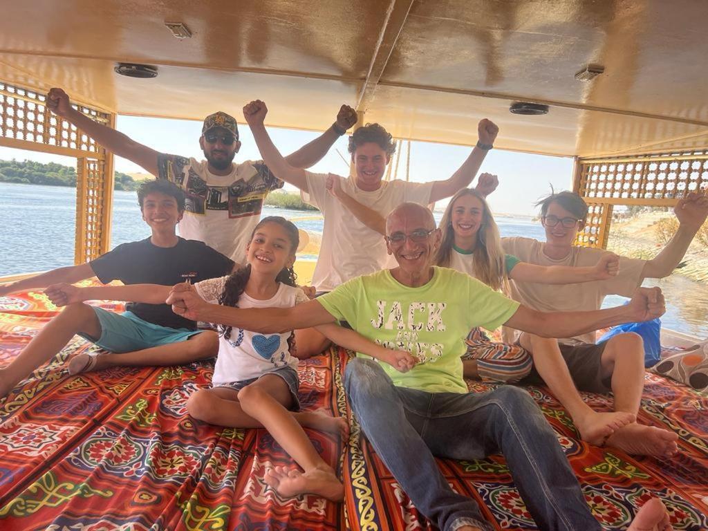 Go Inn Backpackers Assuan Esterno foto